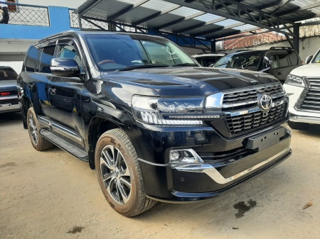 Toyota Landcruiser  Ksh.11,000,000