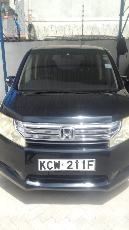 Honda Stepwagon  Ksh.1,200,000