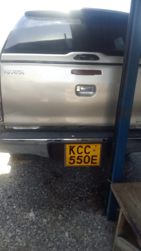 Toyota Hilux  Ksh.2,400,000