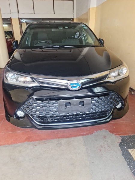 2015 Toyota Fielder 