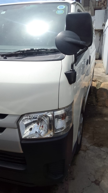 2015 Toyota Hiace