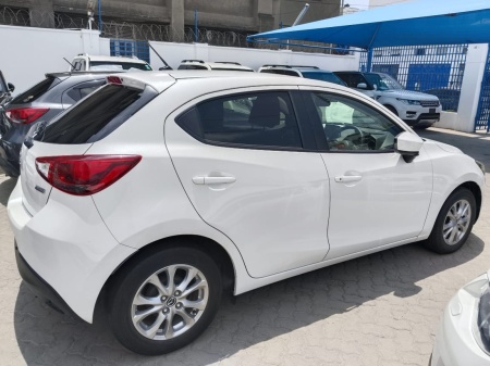 2015 Mazda Demio 